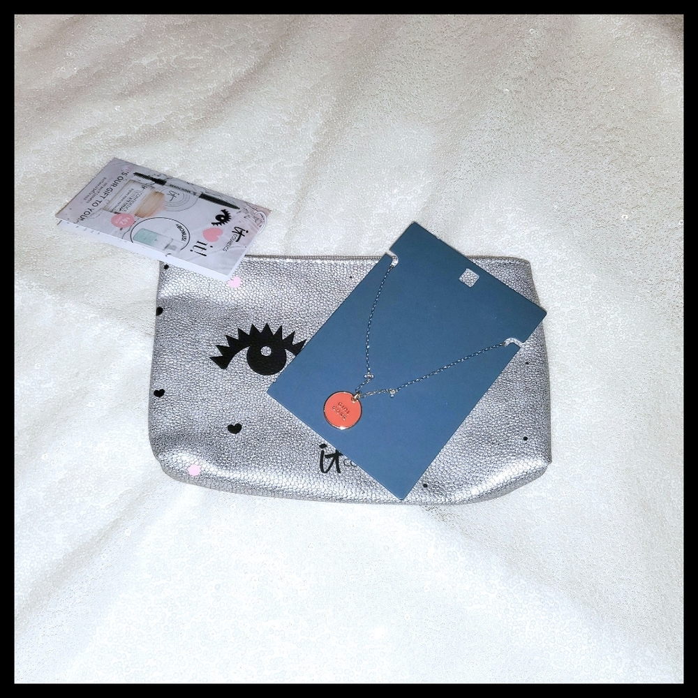 IT Cosmetics Silver Makeup Bag + Girl Boss Necklace Gift Set, NWT